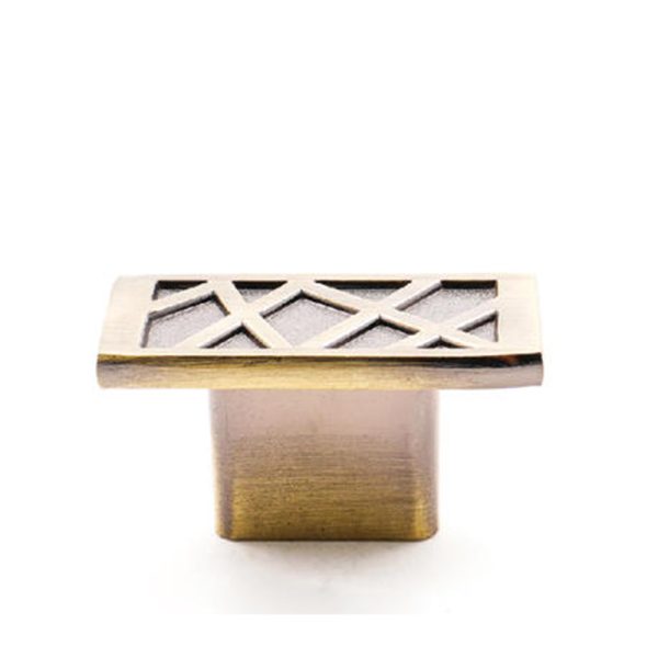 Antique Brass Classical Style Zamak Handle and Knob for Cabinets