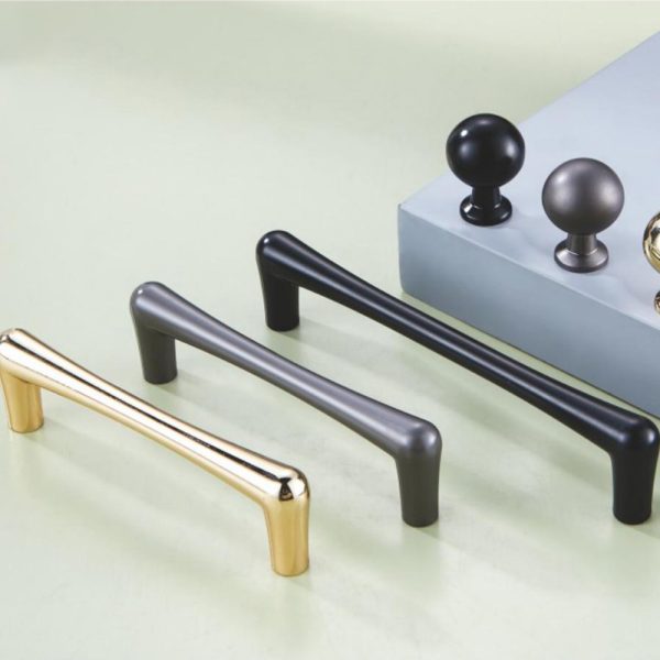Stylish Zamak Cabinet Handles in Black Matt Black Nickel and Gold Finish