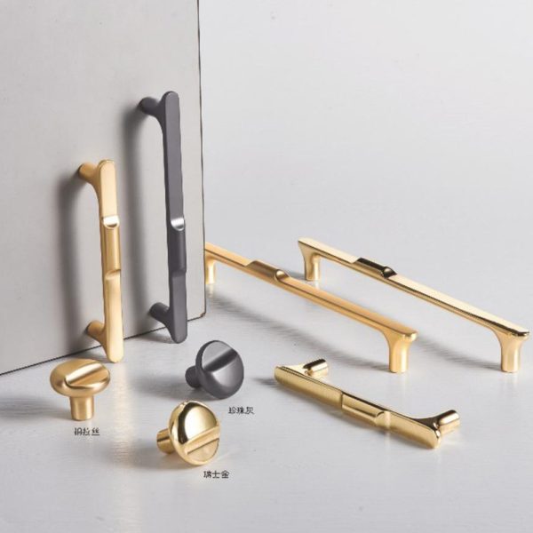 Zamak Cabinet Handle and Knob in Black and Gold - Recommended Design for Modern Interiors