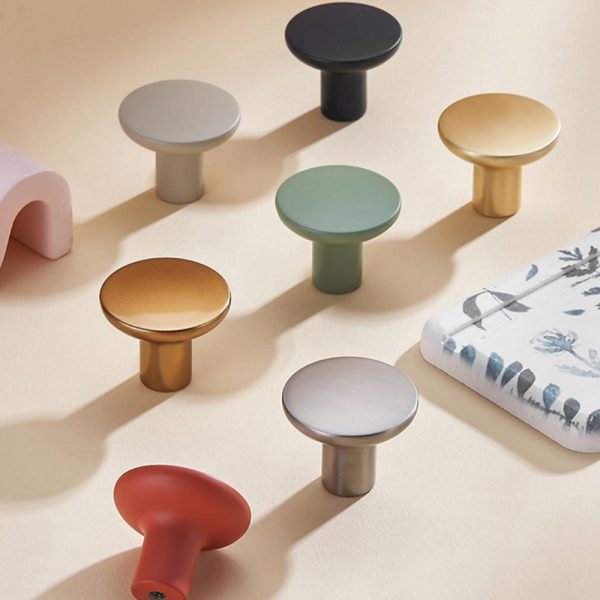 Zamak Cabinet Knobs and Handles in Black, White, Gold, Satin Nickel, and Chrome - Popular Designs